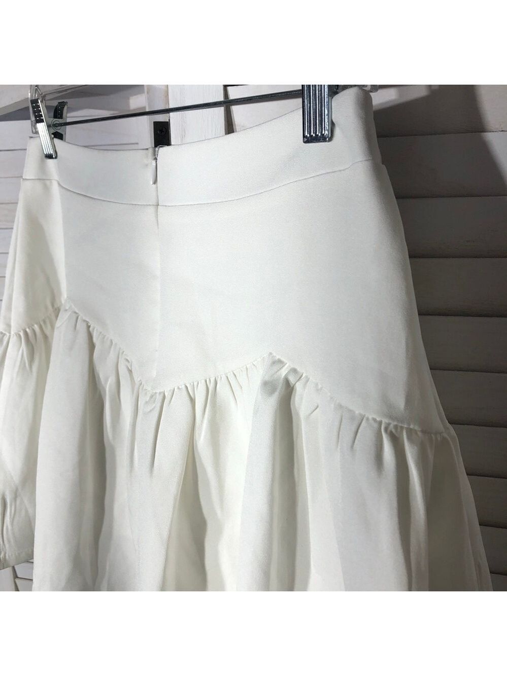 Princess Polly Tennis Mini Skirt Flouncy Hemline Back Zip Cotton White Women’s 6 - Picture 6 of 9